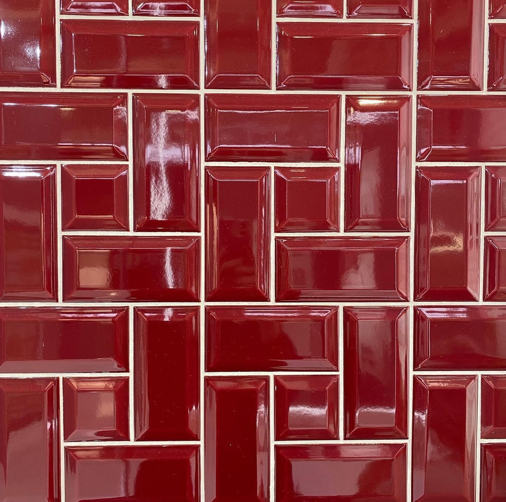 CESI METRO GLOSSY 7,5x15 Granato (1m²/88st/doos)